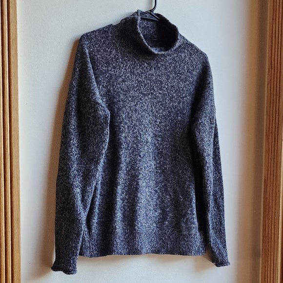 Copy - Tahari Speckled Gray Mock Neck Sweater Size Large - Picture 3 of 13